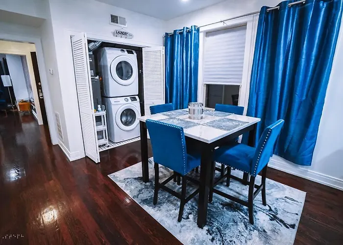 The Blue Golden Luxury Modern 3- Bedroom In Apartamento