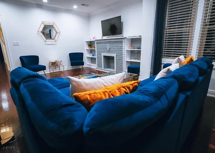 The Blue Golden Luxury Modern 3- Bedroom In Apartamento